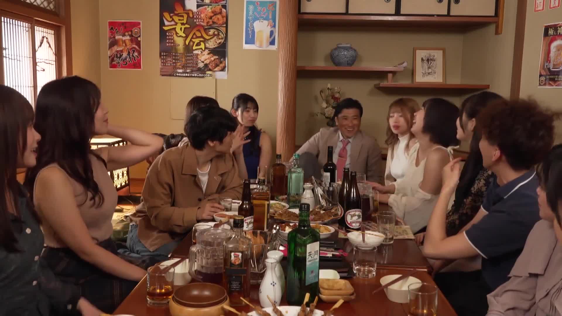 「今日、旦那帰ってこないから…」15年ぶりの再会。今でも超可愛い人妻同級生をお持ち帰り！潮吹きすんごい中出し不倫性交。ゆみ（30） - AV大平台 - 中文字幕，成人影片，AV，國產，線上看