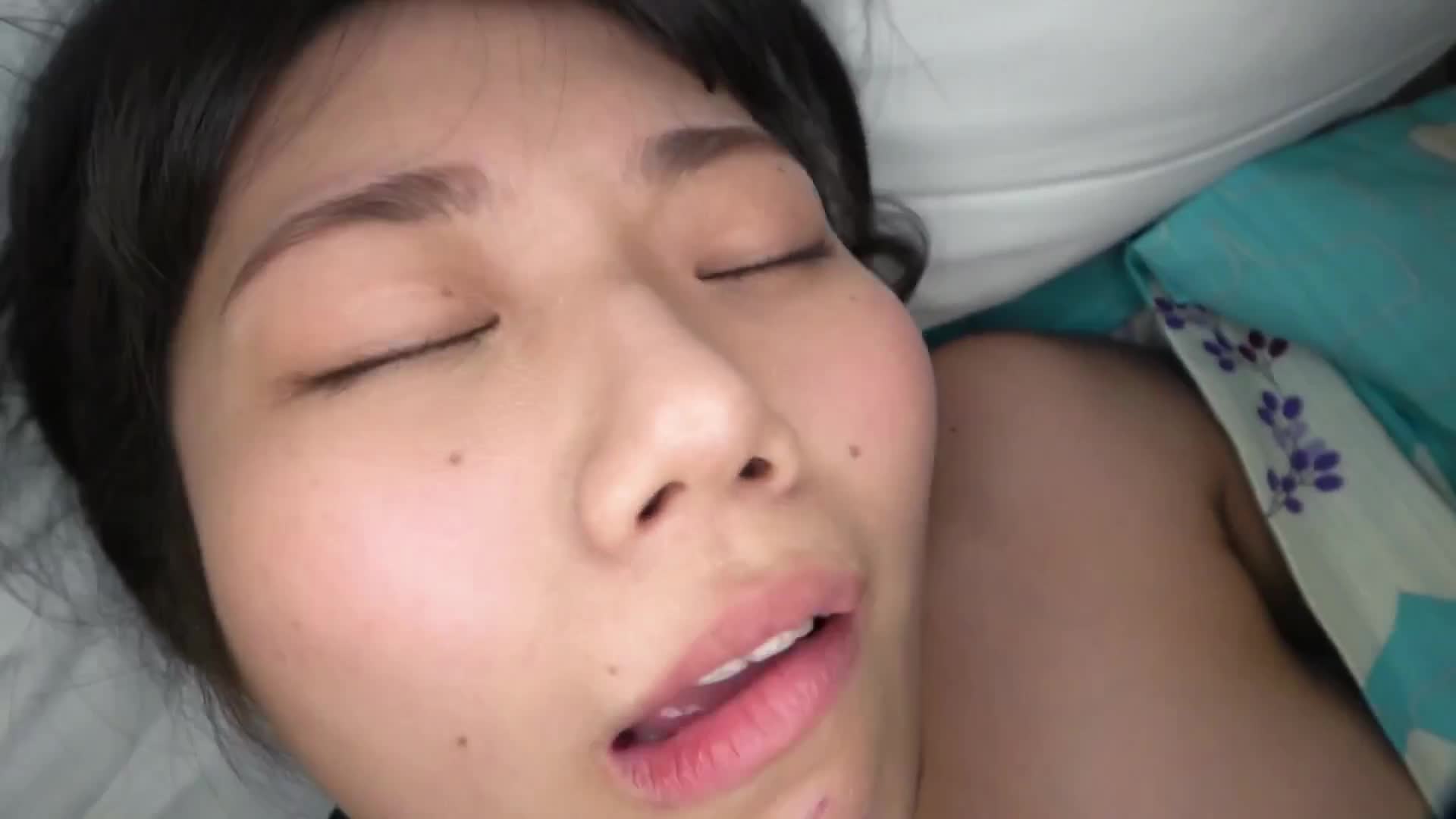 嘆悲中的和服美少女 被變態叔叔搞得高潮连连 - AV大平台 - 中文字幕，成人影片，AV，國產，線上看